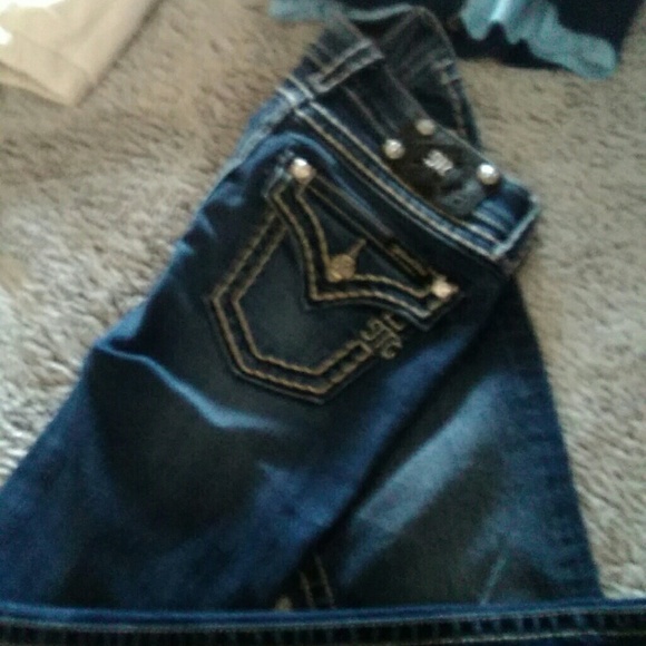 Womans jeans - Picture 2 of 3